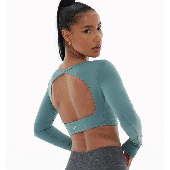 Lazuli label Open Back Long Sleeve Top SIZE small - Picture 1 of 3